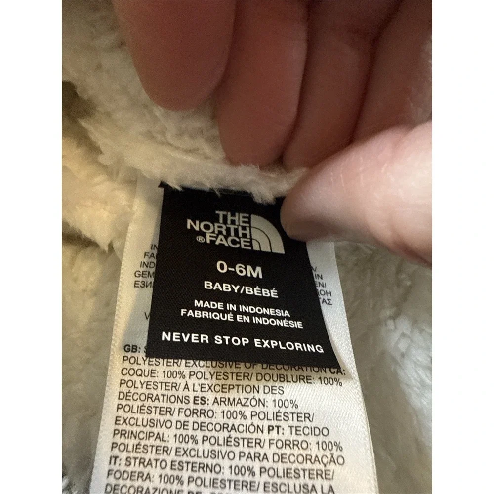 NWT $30 North Face Blue & Beige Baby‎ Fairisle Beanie 0-6 months